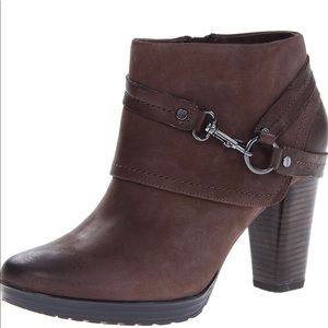 ❤️SOLD❤️Clarks Indigo Lisa Piper Buckle Harness Leather Boots